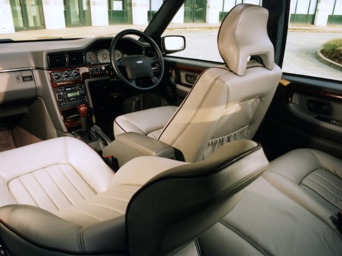 Характеристики автомобиля Volvo 960 2.3T AT 960 (09.1990 - 08.1992): фото, вместимость, скорость, двигатель, топливо, масса, отзывы
