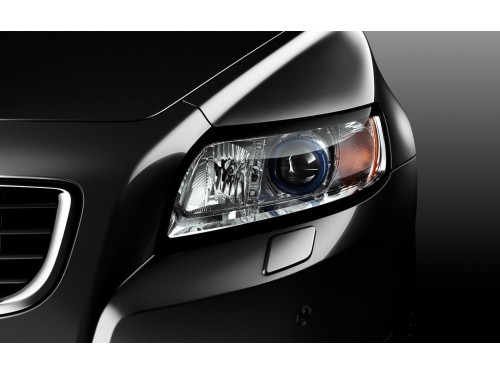 Характеристики автомобиля Volvo S40 1.6D MT FWD D2 Summum (10.2010 - 05.2012): фото, вместимость, скорость, двигатель, топливо, масса, отзывы