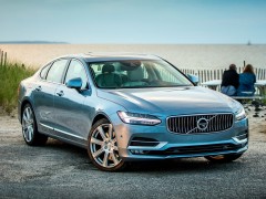 Volvo S90 2.0 T8 Geartronic AWD Momentum L (10.2017 - 07.2020)
