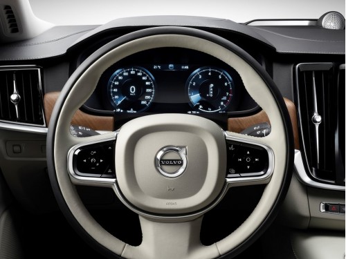 Характеристики автомобиля Volvo S90 2.0 D4 Geartronic AWD Momentum (10.2016 - 08.2020): фото, вместимость, скорость, двигатель, топливо, масса, отзывы