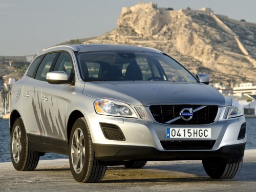Характеристики автомобиля Volvo XC60 2.0 D3 AT Спецсерия Summum (12.2012 - 07.2013): фото, вместимость, скорость, двигатель, топливо, масса, отзывы