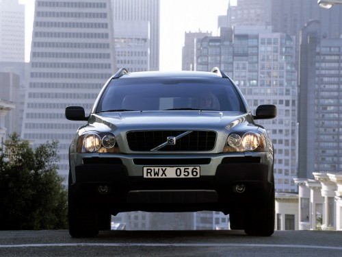 Характеристики автомобиля Volvo XC90 2.4D AT D5 AWD Kinetic 5-passenger (12.2005 - 08.2006): фото, вместимость, скорость, двигатель, топливо, масса, отзывы