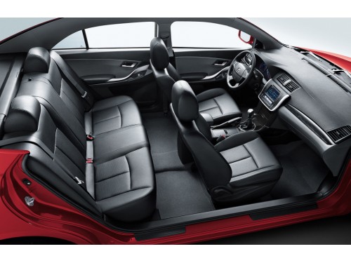 Характеристики автомобиля Zotye Z300 1.5 МТ Elegant (01.2012 - 08.2018): фото, вместимость, скорость, двигатель, топливо, масса, отзывы