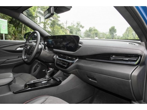 Характеристики автомобиля Buick Envista 1.5T CVT Smart (09.2022 - н.в.): фото, вместимость, скорость, двигатель, топливо, масса, отзывы